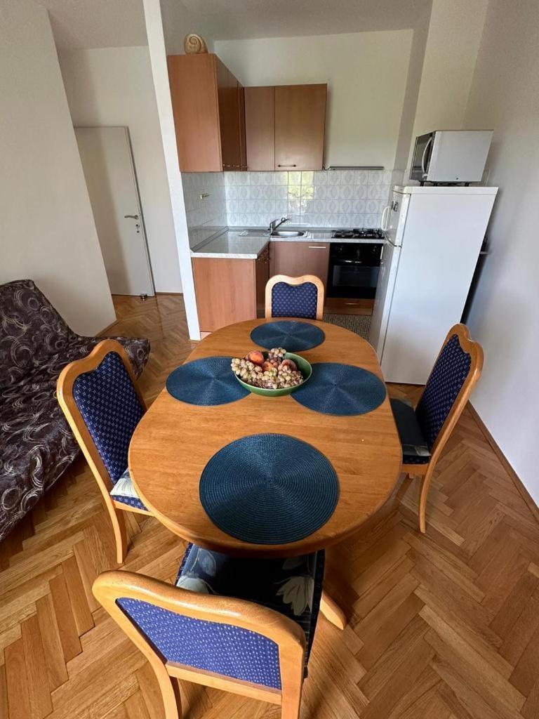 Apartment Nedjeljka Klek Extérieur photo